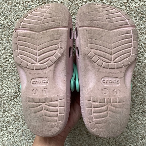 🎈SOLD🎈Crocs Unicorn Girls sandals - Picture 3 of 3